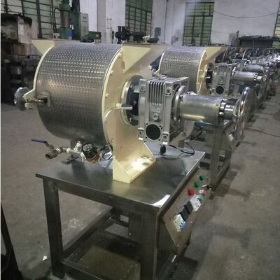 주문 속도 0-30RPM 초콜릿 정제 기계 0-100C 온도 범위가 초콜릿 생산 시설에 적합 online manufacture